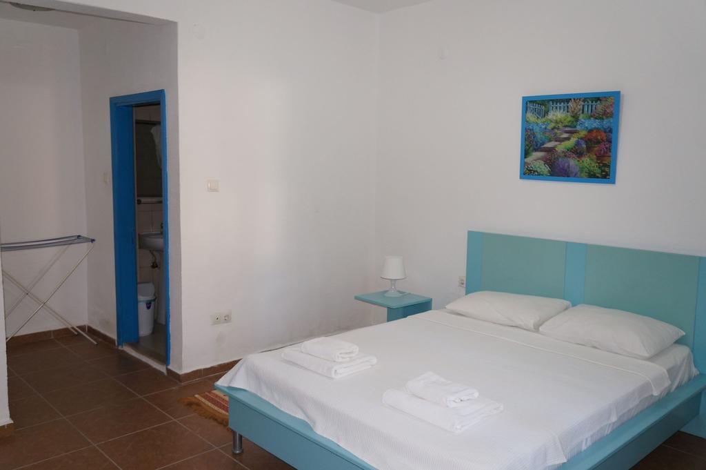 Esmana Hotel Bitez Room photo