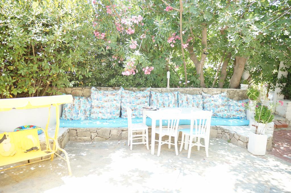 Esmana Hotel Bitez Exterior photo