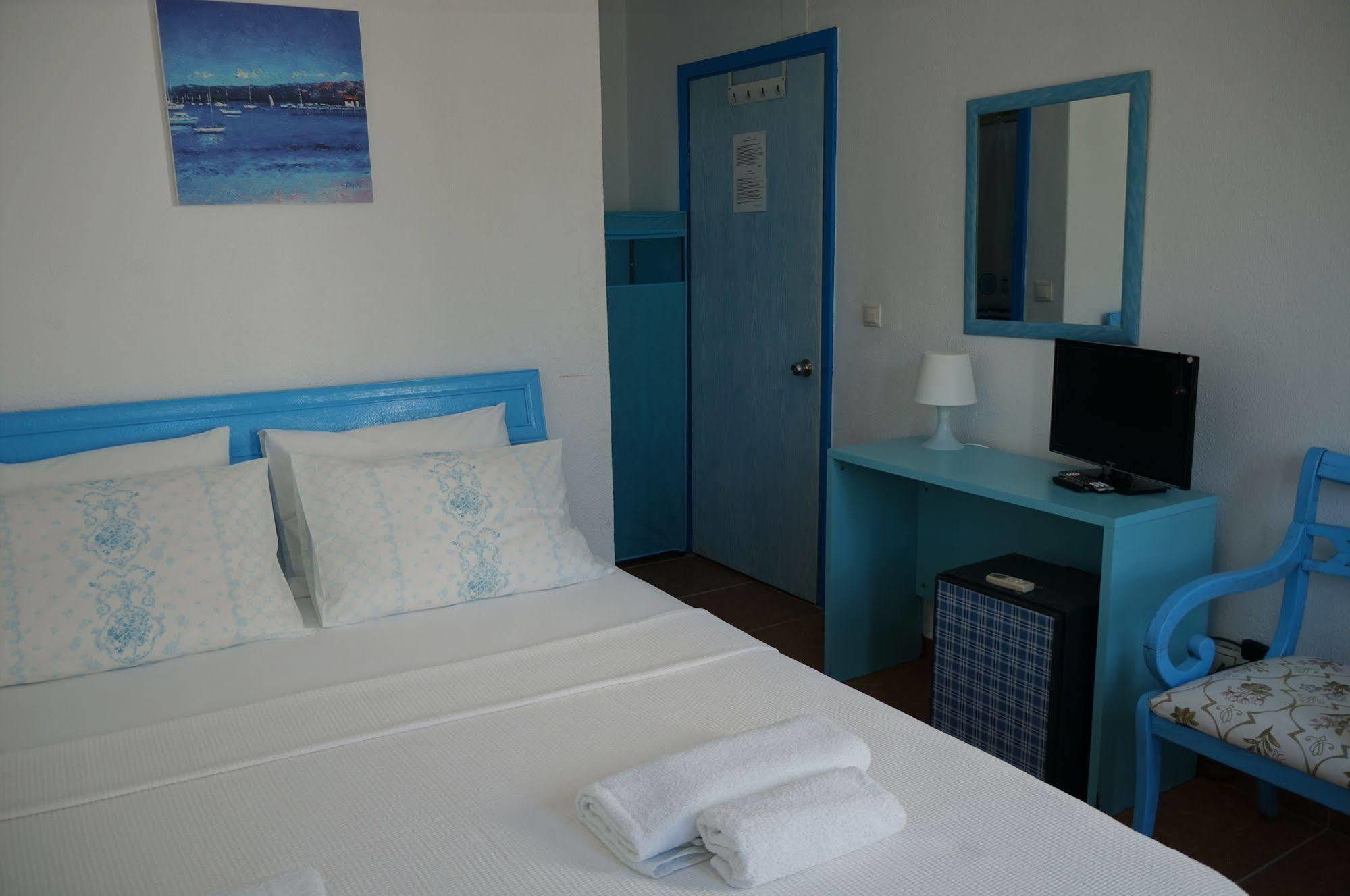 Esmana Hotel Bitez Exterior photo